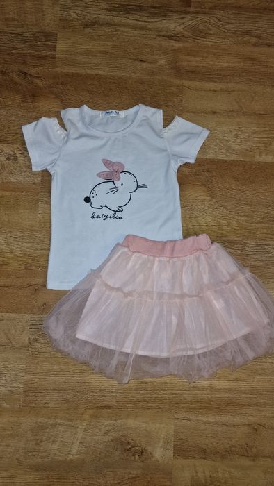 spódniczka tiul i bluzka zestaw rozm.92/98 Święta Wielkanoc Zając