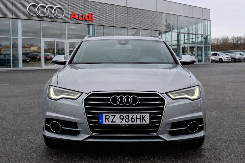 Audi A6C7 2,0 ULTRA model 2017/radary/19"  10-Spoke Design (S-line)