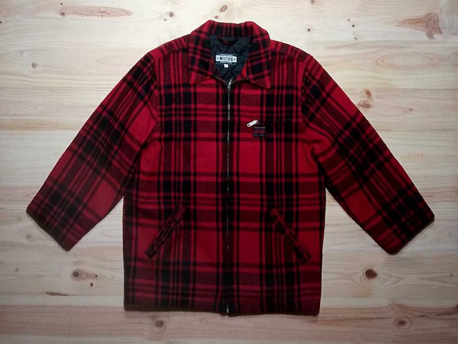 Casaco Vermelho e Preto - Mustang