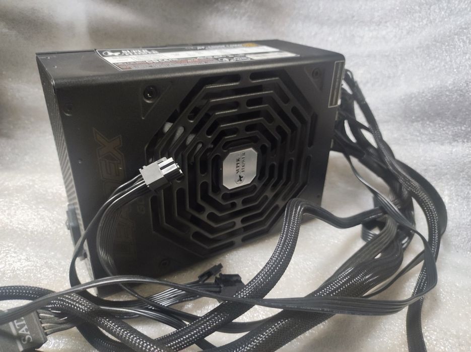 Блок живлення Super Flower SF-1000F14MG 1000W 80Plus GOLD 2*8PIN GPU