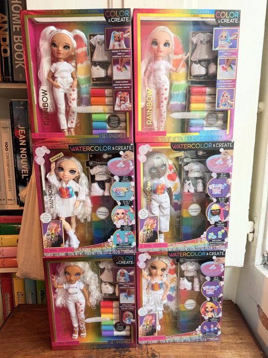 Bonecas Rainbow High