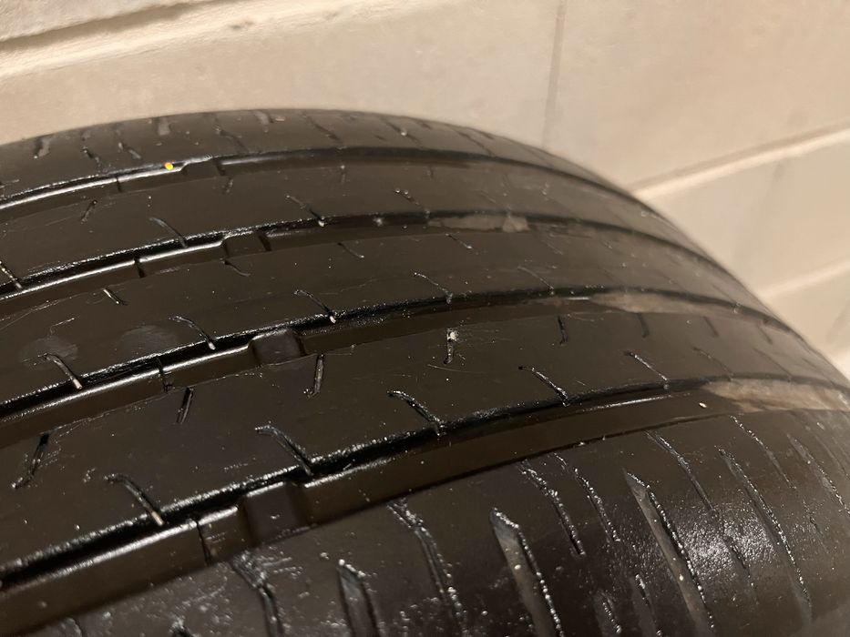 Pneu Continental EcoContact 6 - 235/50 R19 V XL