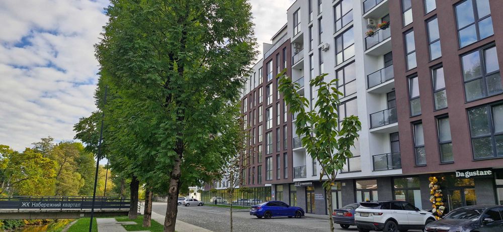 ЖК "Набережний квартал". Новобудова у центрі міста Свалява. Квартира