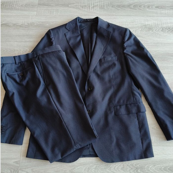 Шерстяний костюм від Ermenegildo Zegna. Розмір 54.