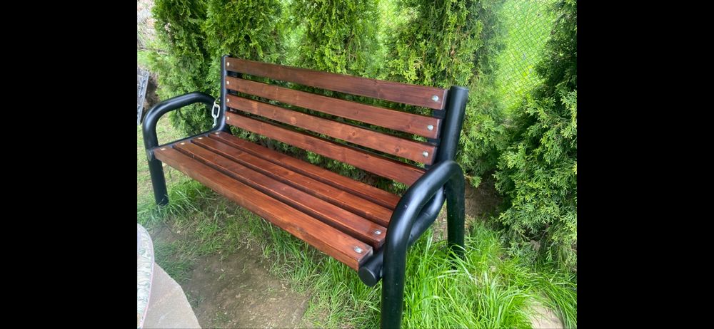 Ławka ogrodowa . Bardzo solidna . Jak nowa . Idealna