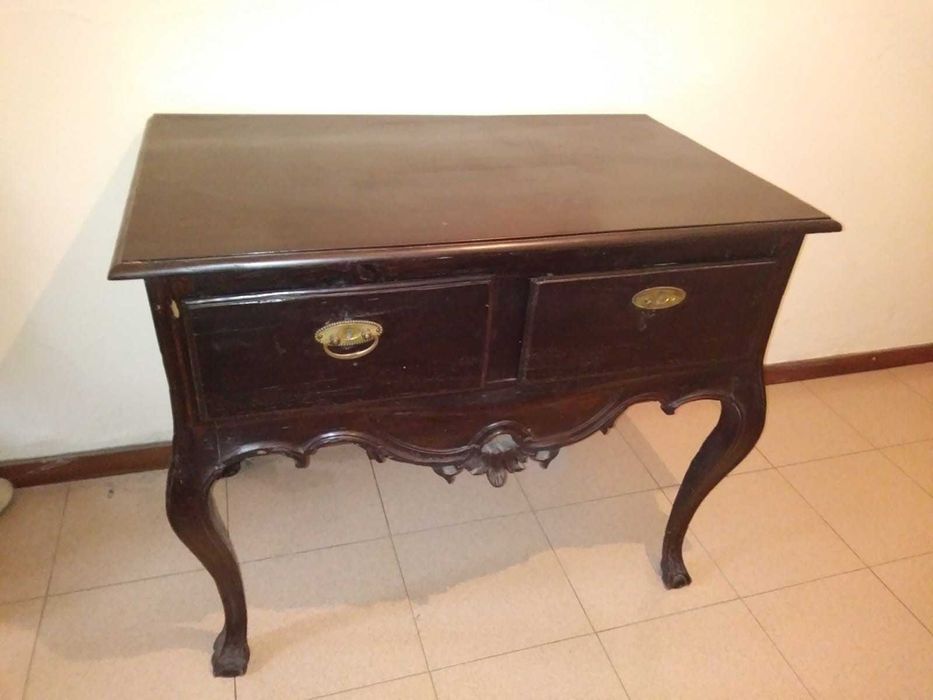 Mesa Antiga com Gavetas / Peça de Antiquário