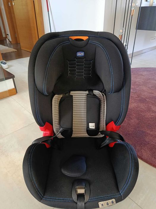Cadeira auto Chicco Akita Fix Air - ISOFIX, 9-36 kg