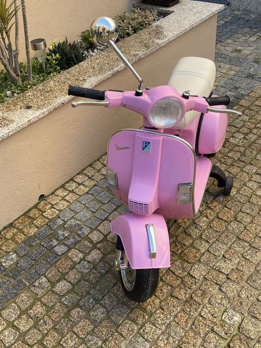 Vespa piaggio brinquedo a bateria