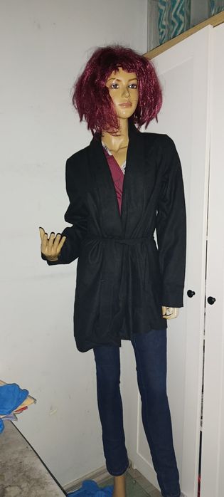 Nowa, czarna narzutka damska