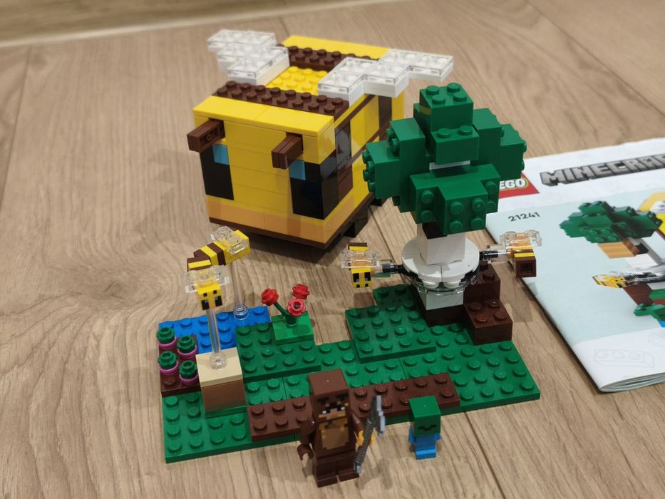 Lego Minecraft 21241 Pszczeli Ul komplet