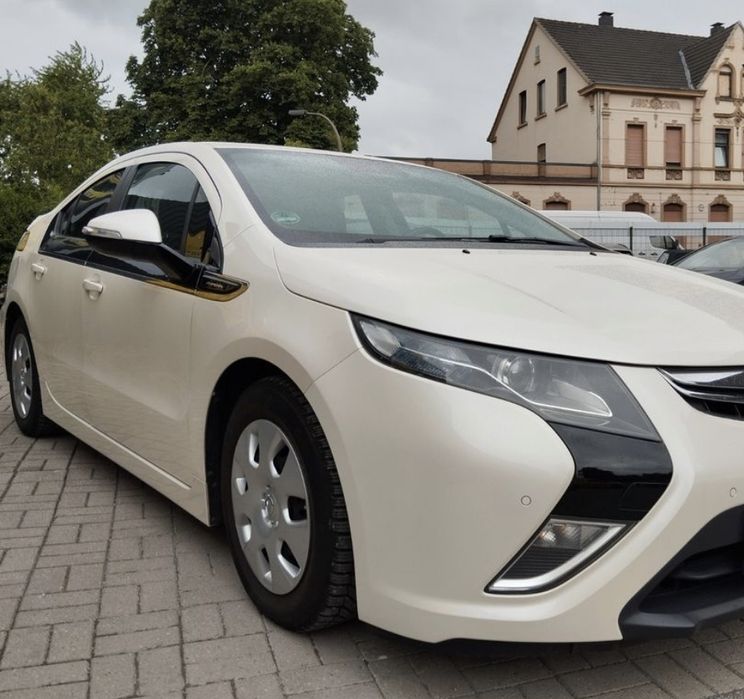Opel Ampera Опель Ампера ГИБРИД продам по запчастинах