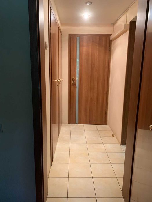 Власник, здає в  оренду приміщення 50м,  біля метро КПІ