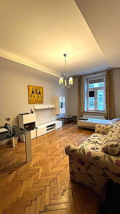 Komfortowe mieszkanie z widokowym balkonem w samym CENTRUM- SIENKIEWKA Kielce