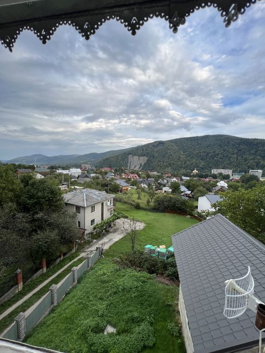 Генератор!!Оренда кімнати 900 грн в центрі яремче подобово житло житла