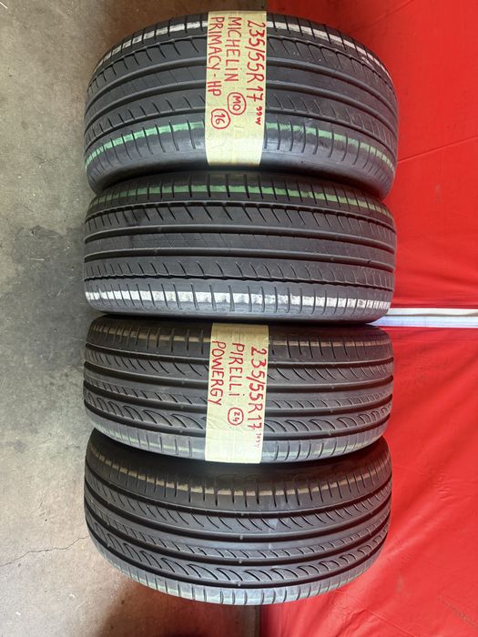 Pneus 235/55/17 Michelin + Pirelli Impecaveis