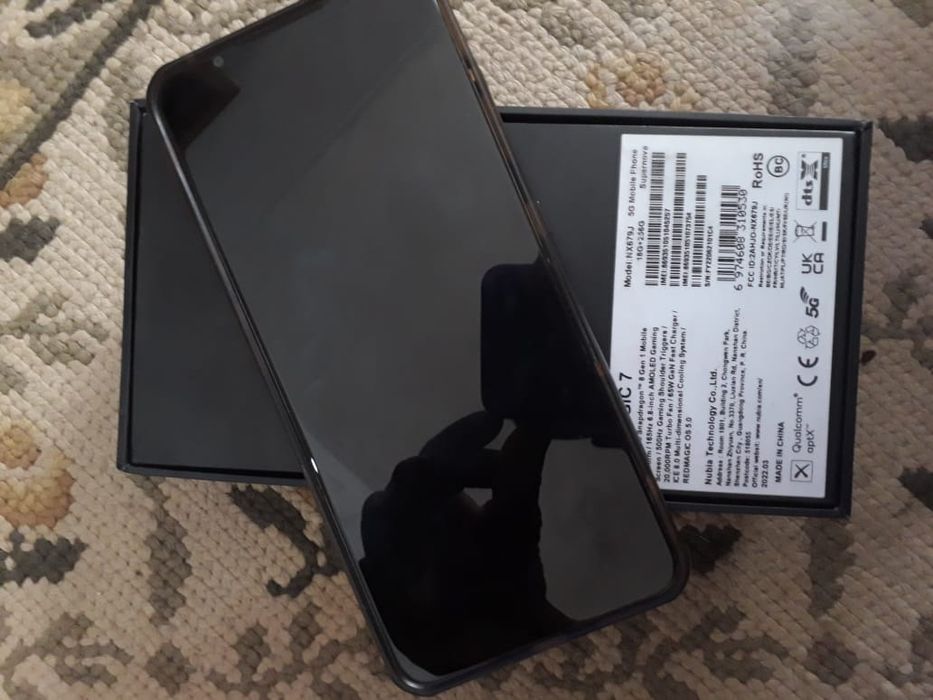 Vendo telemóvel rad magic 7