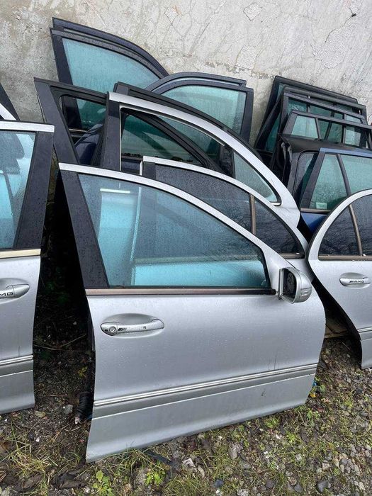 Двері Mercedes c 203 W 203