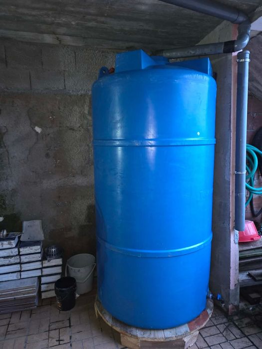 Depósito de água 1.700ltr