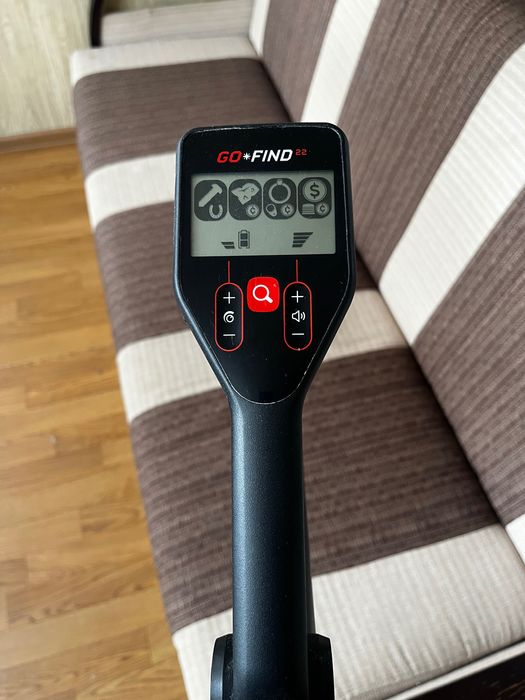 Металошукач Minelab GO-FIND 22