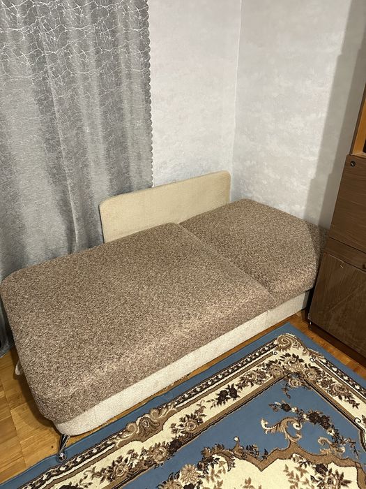 Продам розкладний диван 100/200
