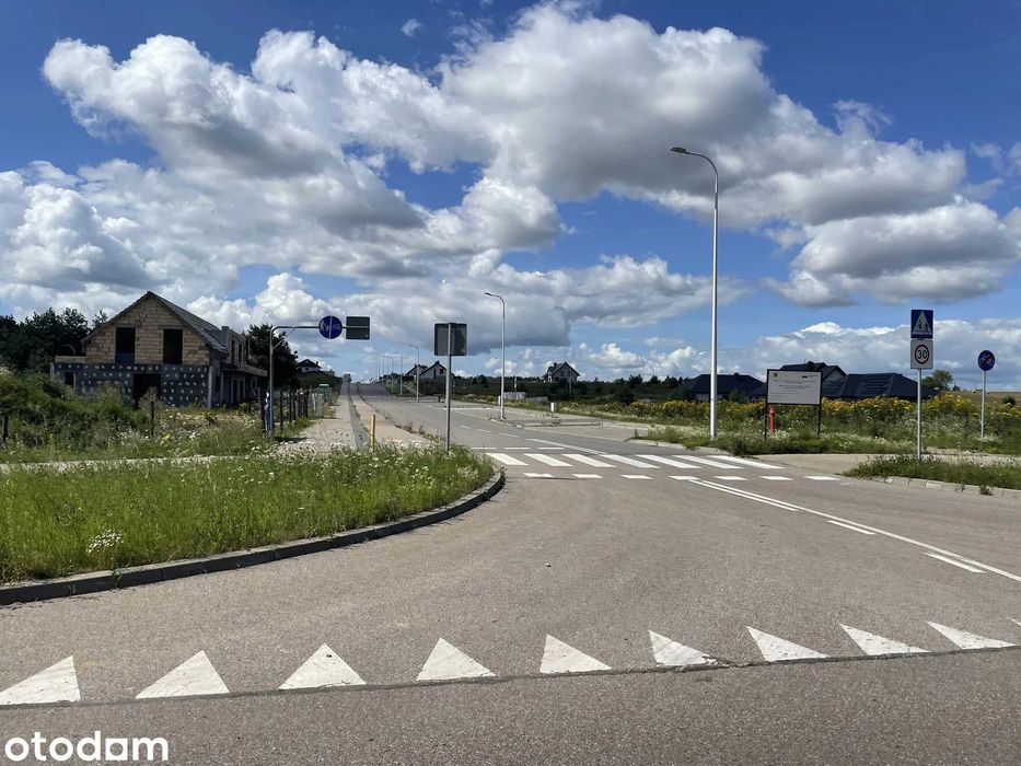 Nowoczesny dom, nowoczesna stodoła