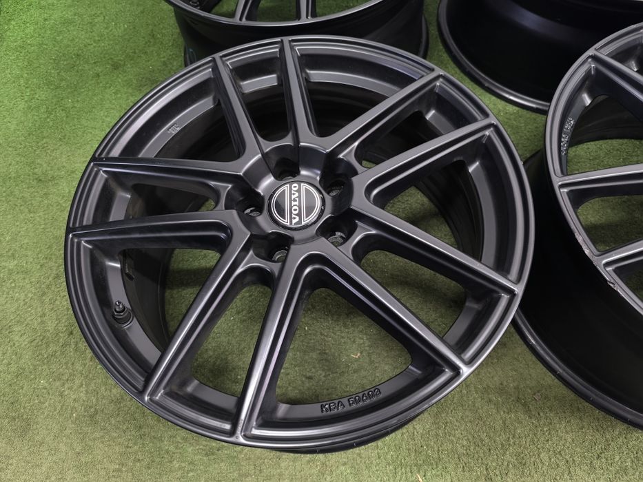 Czarne 18" felgi 5x108 et45 VOLVO Ford Peugeot Wysyłka