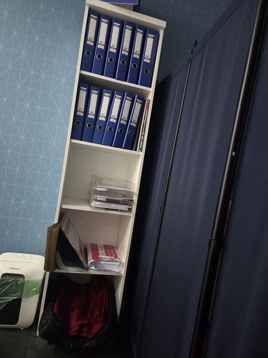 wyposażenie biura/ meble do biura