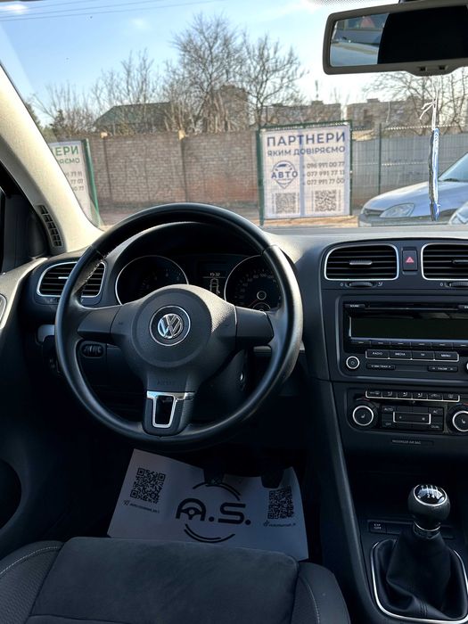 Продам Volkswagen Golf 2009 рік можлива розстрочка,кредит,обмін!