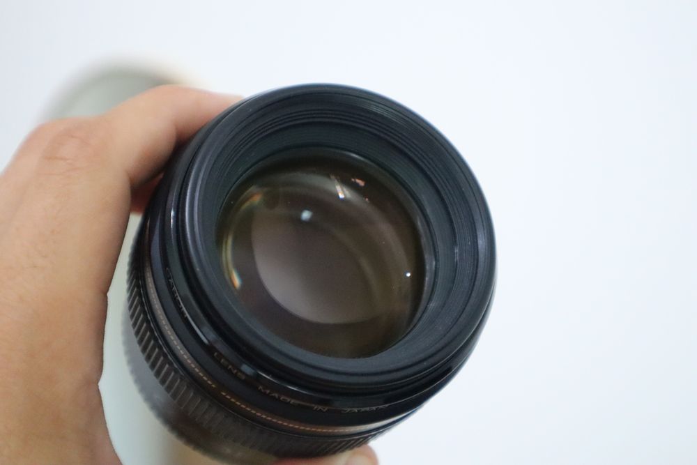 Canon EF 85mm F/1.8 USM