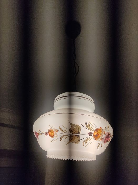 Candeeiro de uma e três lâmpadass