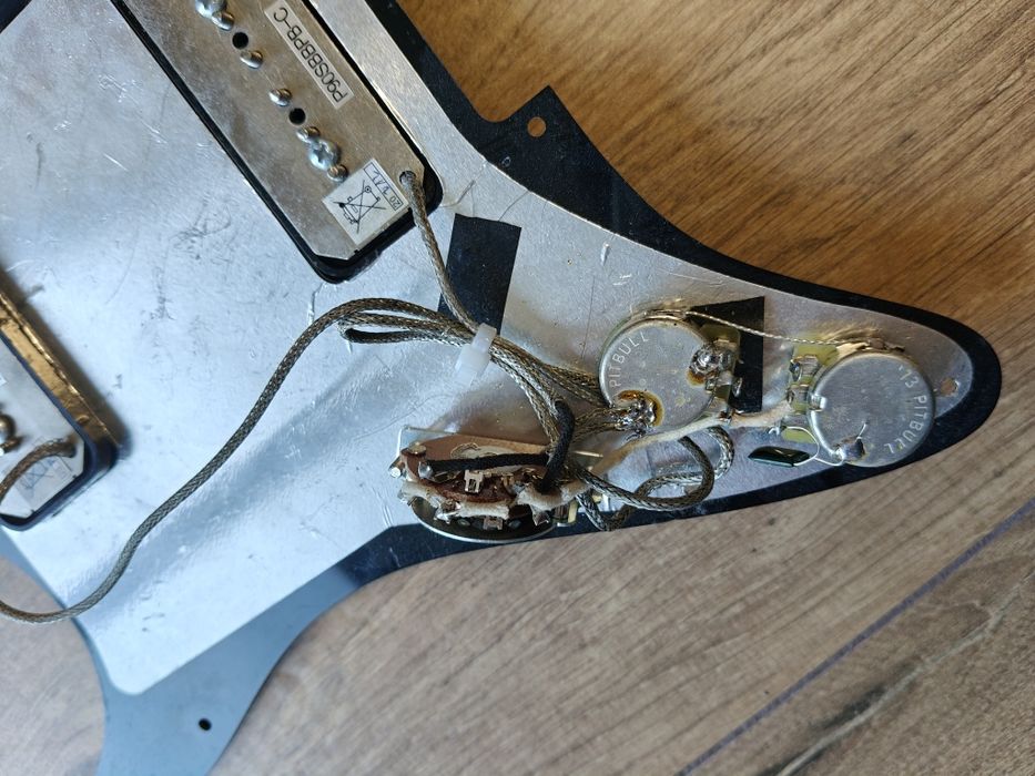 Przetworniki P90 Stratocaster fender loaded pickguard Epiphone by Gibson single coil