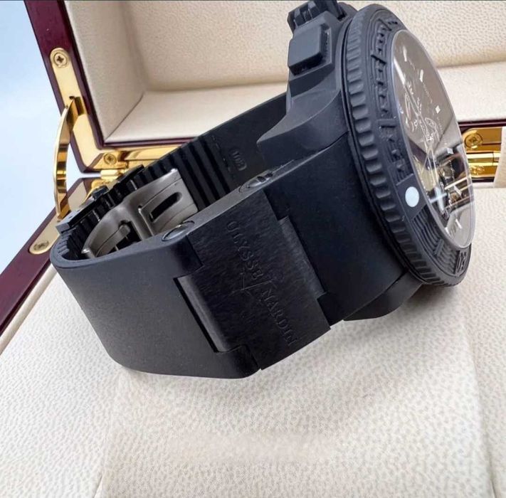 Ulysse Nardin Diver Black Sea Maxi Marine