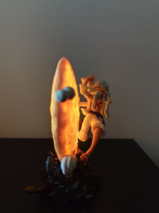 Figura com luz One Piece - épica!