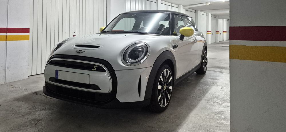 MINI 3 Portas Cooper SE Premium Classic