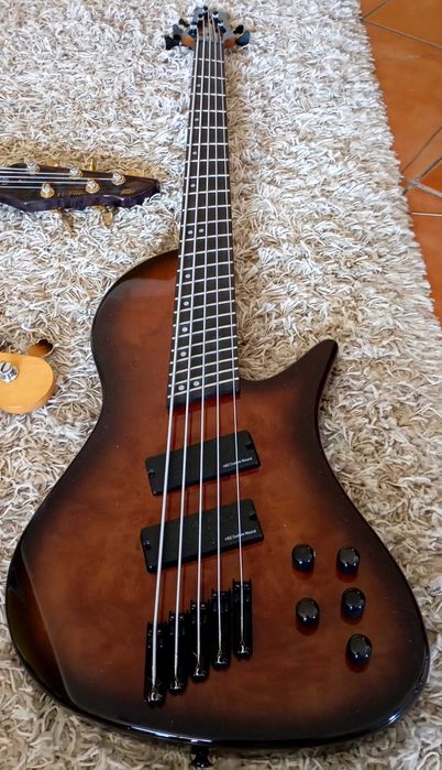 Harley Benton multiscale semi-novo