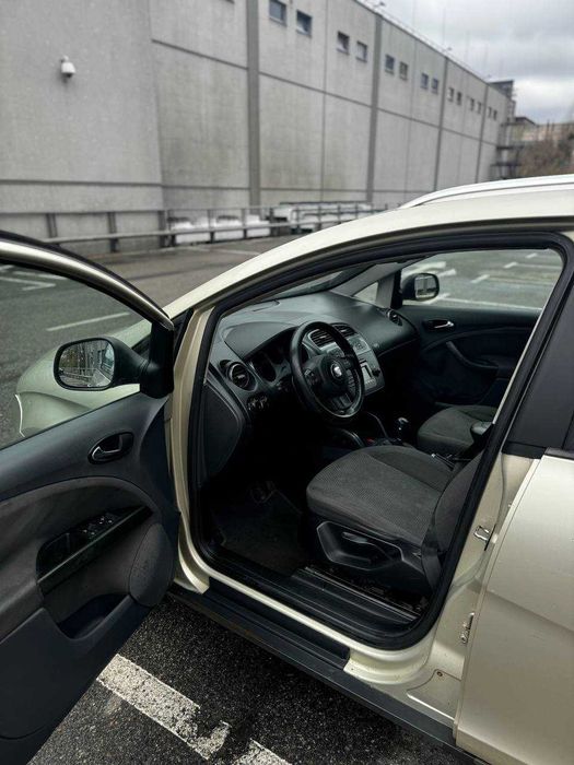 SEAT ALTEA XL нерозмитнений