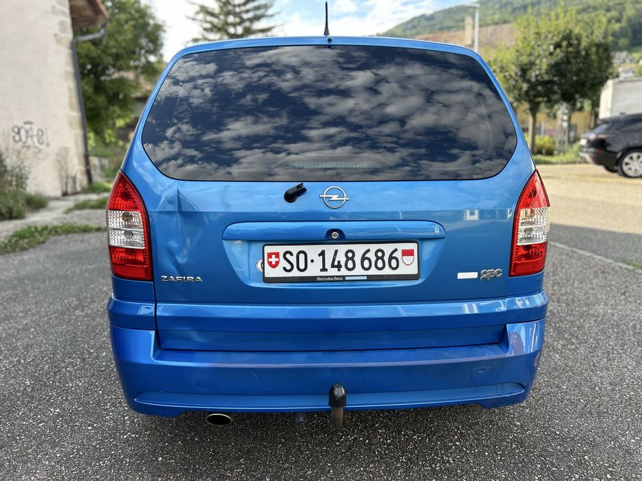 Opel zafira opc 2.0 turbo 199ps