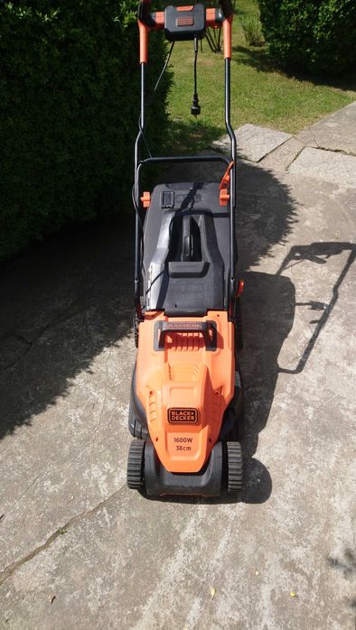 kosiarka elektryczna black decker