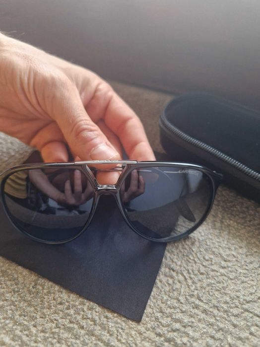 Oculos de sol Carrera