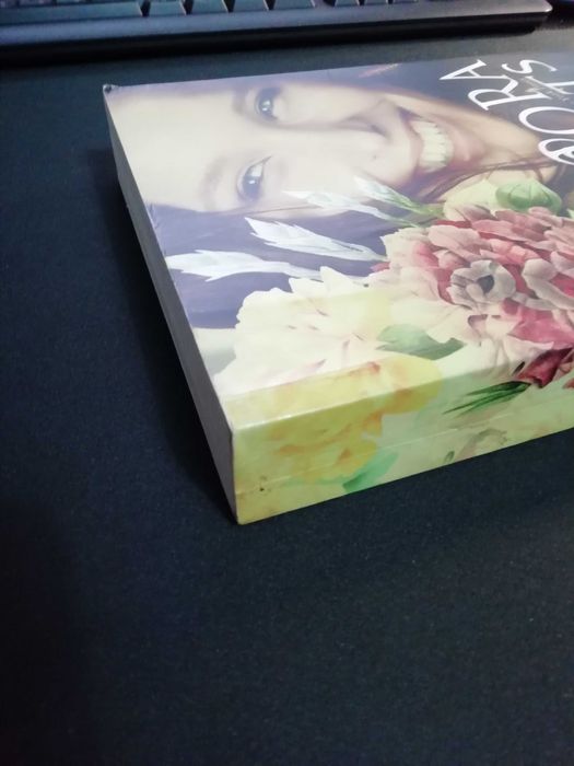 Livro "Mentiras Cruéis" de Nora Roberts