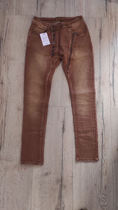 Spodnie typu baggy 36