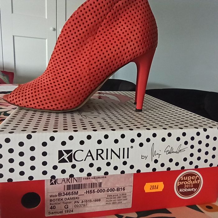 Szpilki Carinii by Maja Sablewska 40