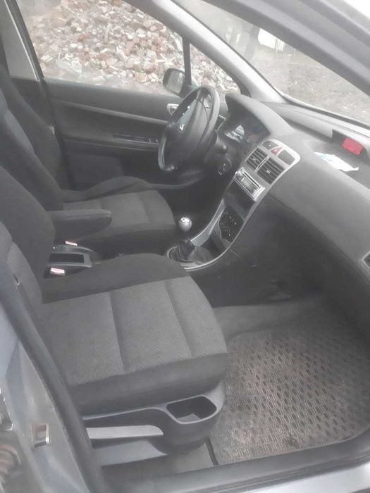 Peugeot для військових