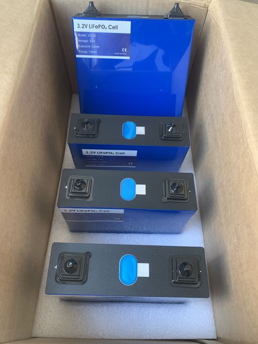 Аккумуляторные сборки/ Подключение бесперебойных станций: 500 ...