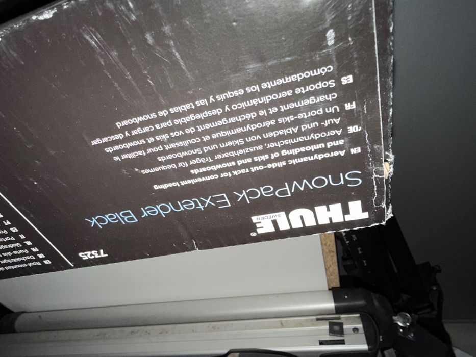 Thule 7325 black чорне кріплення для лиж чи бордів