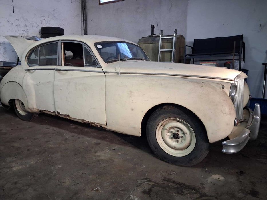 Samochód Jaguar Mark 8
