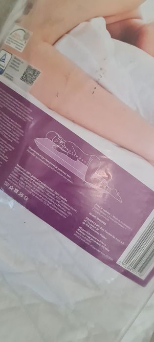 Nowa poduszka do spania na boku