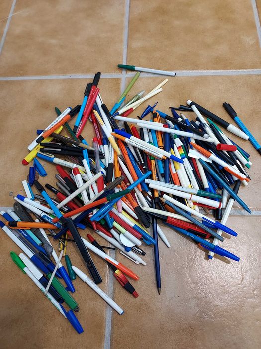 160 Canetas e esferográficas anos 80/90