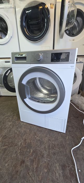 Suszarka kondensacyjna z pompą ciepła SMEG DHT83LIN