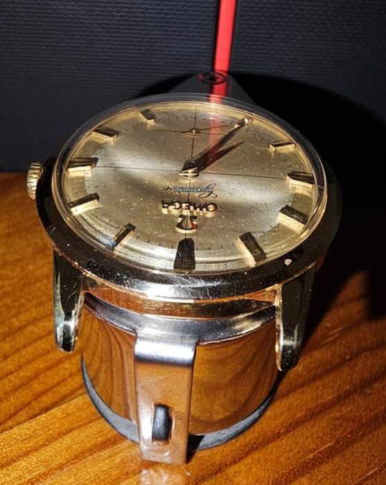 Omega Genève Plaqué Or G20 Microns 18k  35 x 42 mm